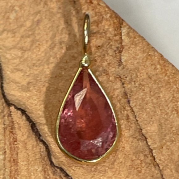 1CT Natural Peachy Pink Tourmaline Pear Shape Solid 14K Yellow G. Pendant 14x6mm - Picture 1 of 4
